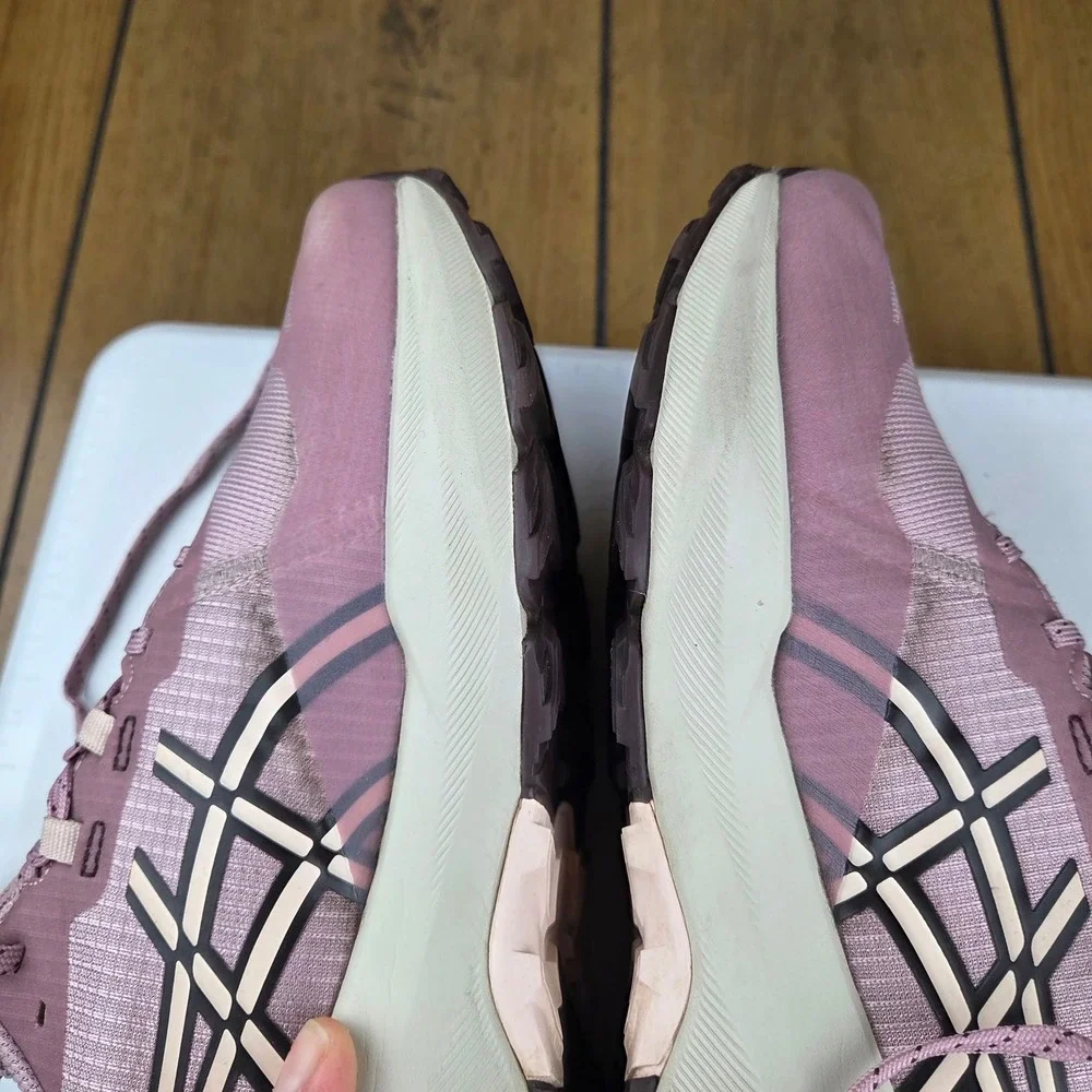 Asics Gel-Venture 11 Womens 10 Trail Running Shoes Pink Mauve 1012B933 Sneaker